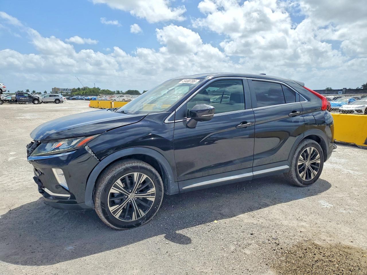 2018 Mitsubishi Eclipse Cross SE, VIN JA4AT5AA4JZ062606 — Front end