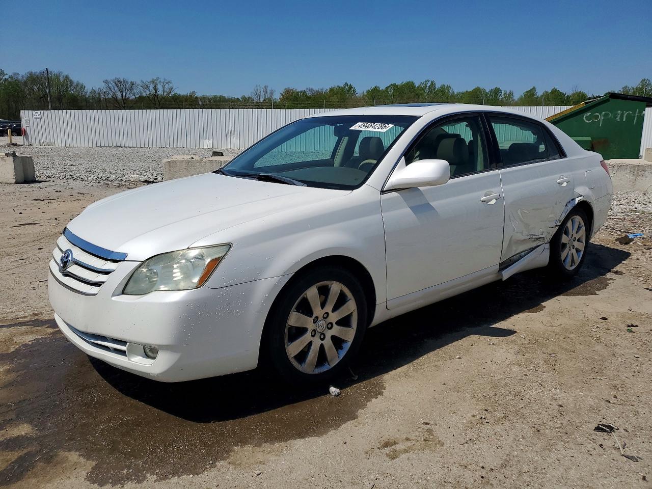 2006 Toyota Avalon Limited, VIN 4T1BK36B36U136844 — Side