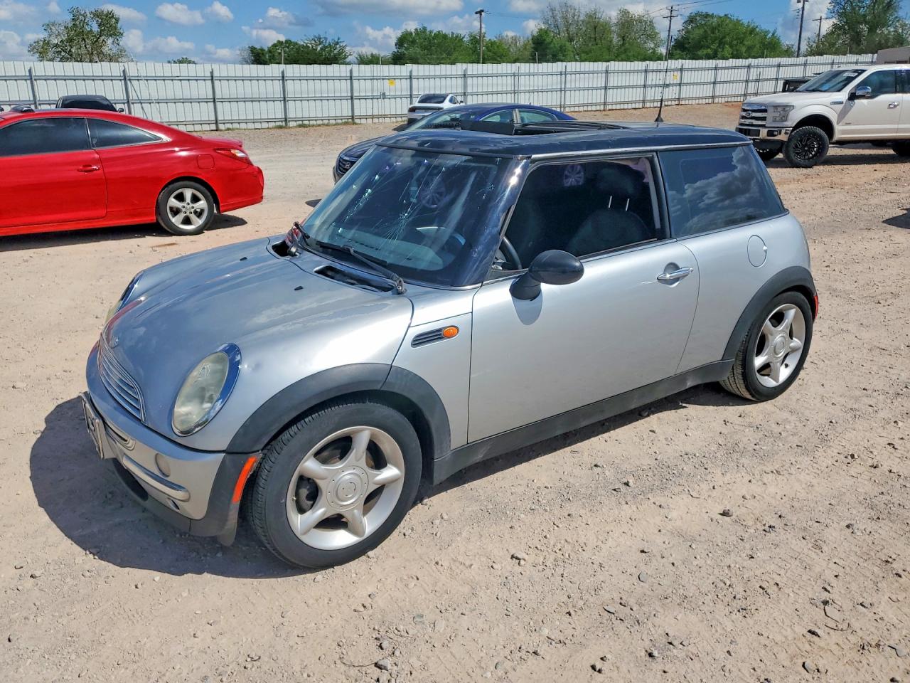 2004 MINI Hardtop, VIN WMWRC33474TC51309 — Град
