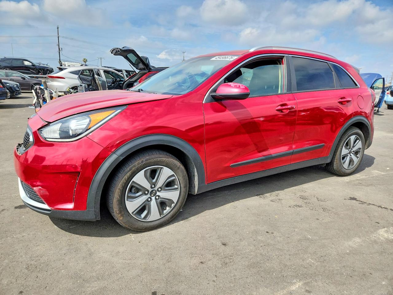 2018 Kia Niro LX, VIN KNDCB3LC6J5122705 — Front end