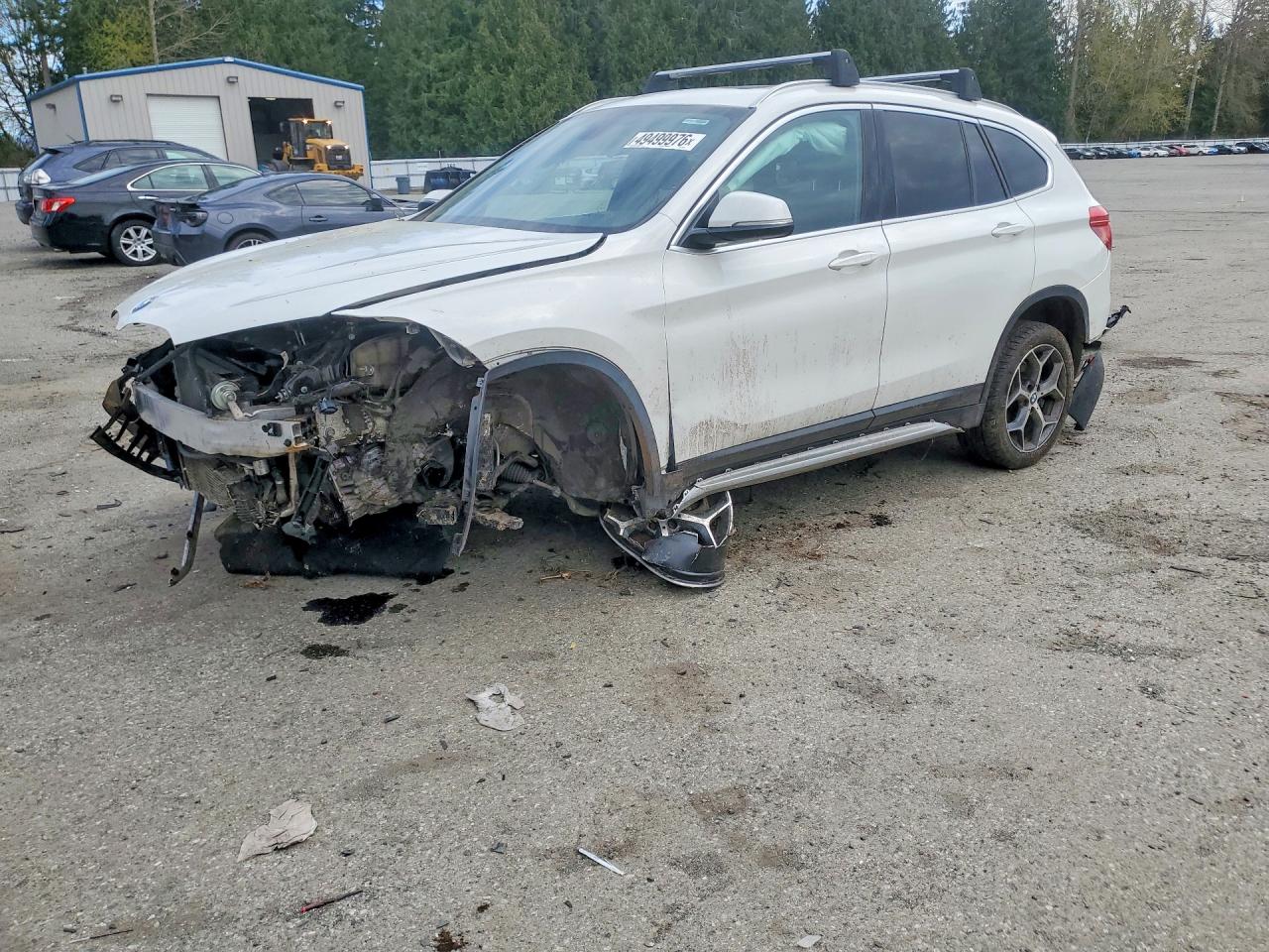 2018 BMW X1 xDrive28i, VIN WBXHT3C35J5L28748 — Front end