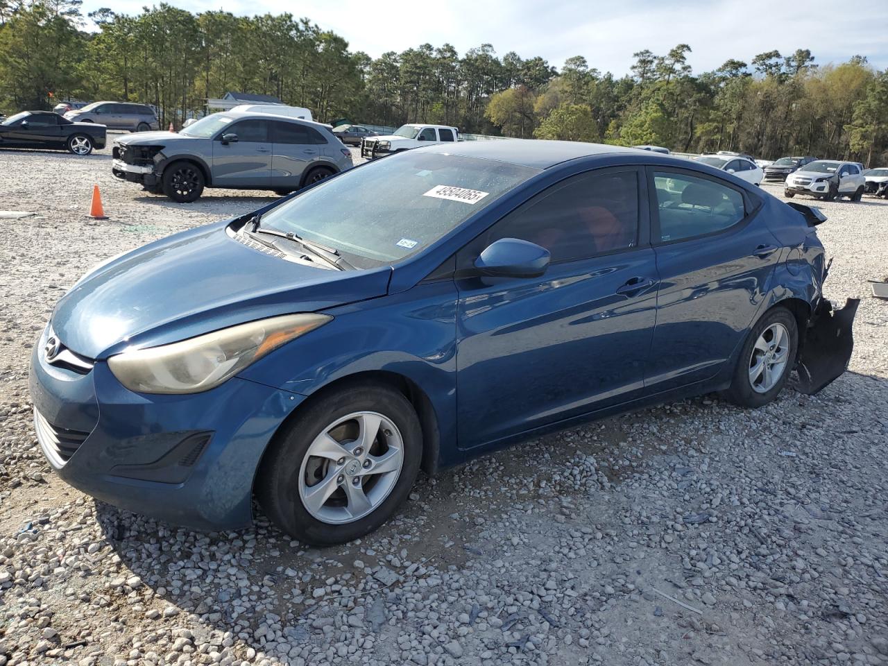 2014 Hyundai Elantra SE, VIN KMHDH4AE0EU066071 — Rear end