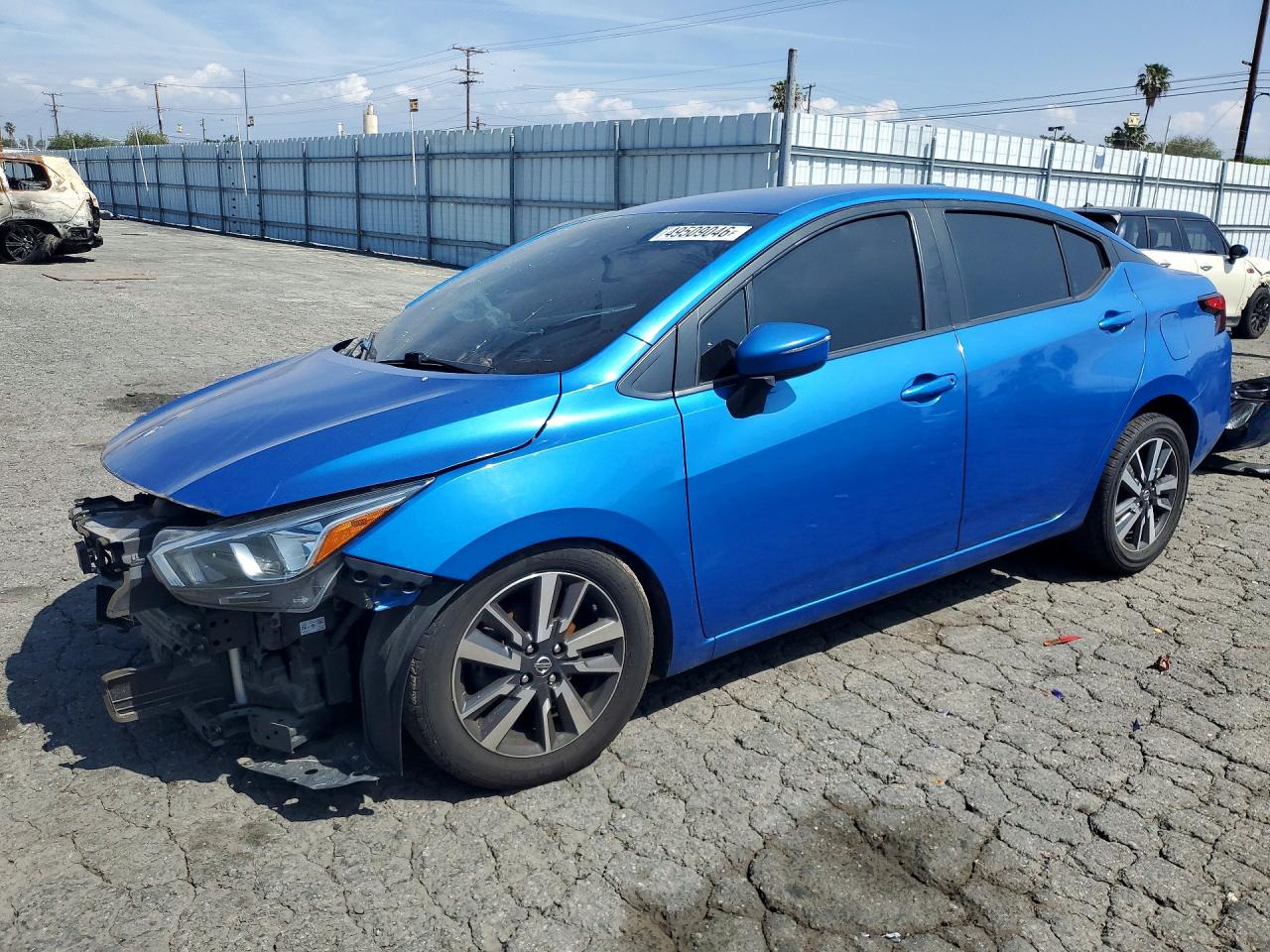 2021 Nissan Versa SV, VIN 3N1CN8EV4ML841123 — Front end