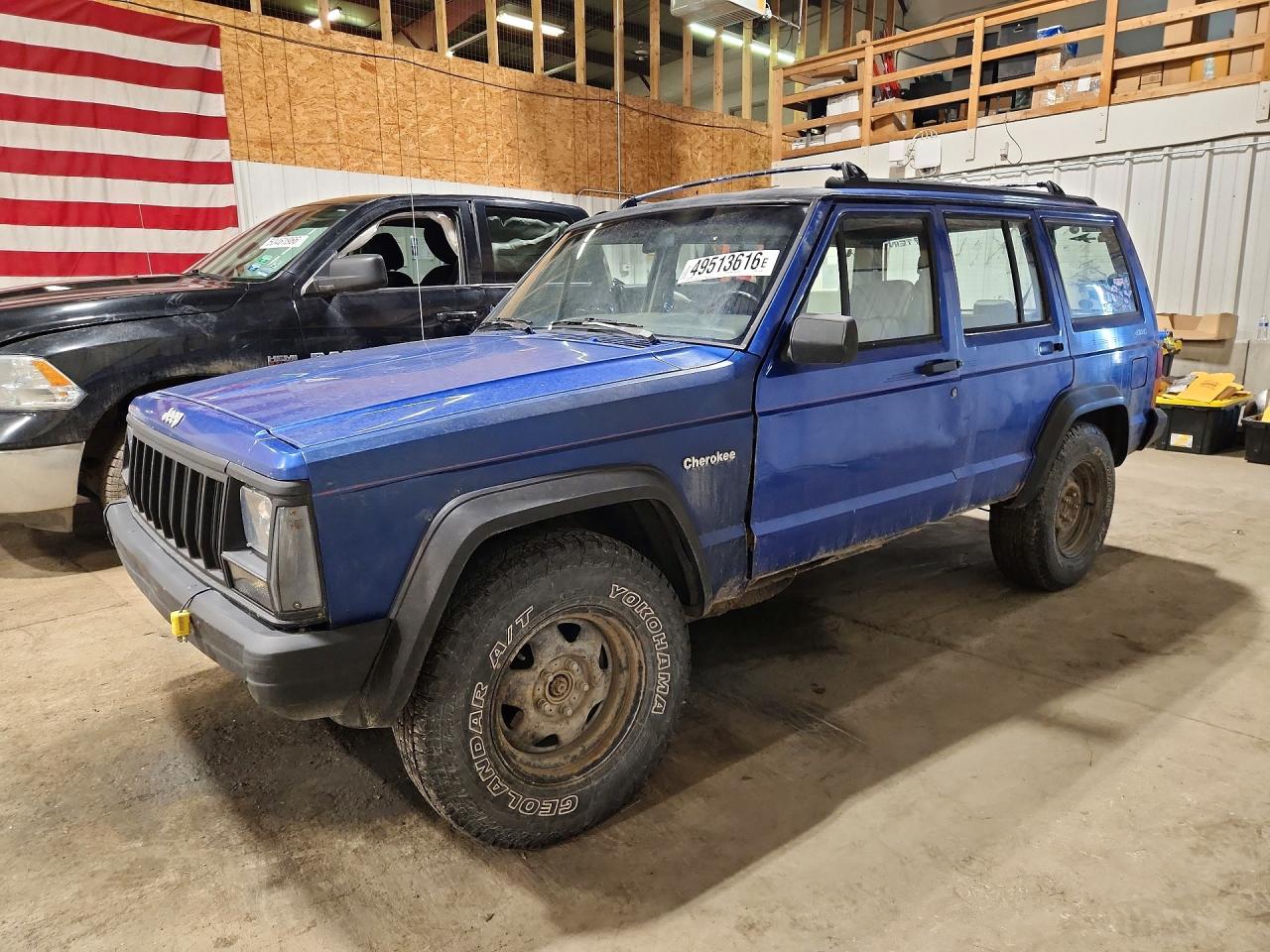 1994 Jeep Cherokee SE, VIN 1J4FJ28SXRL171708 — Rear end