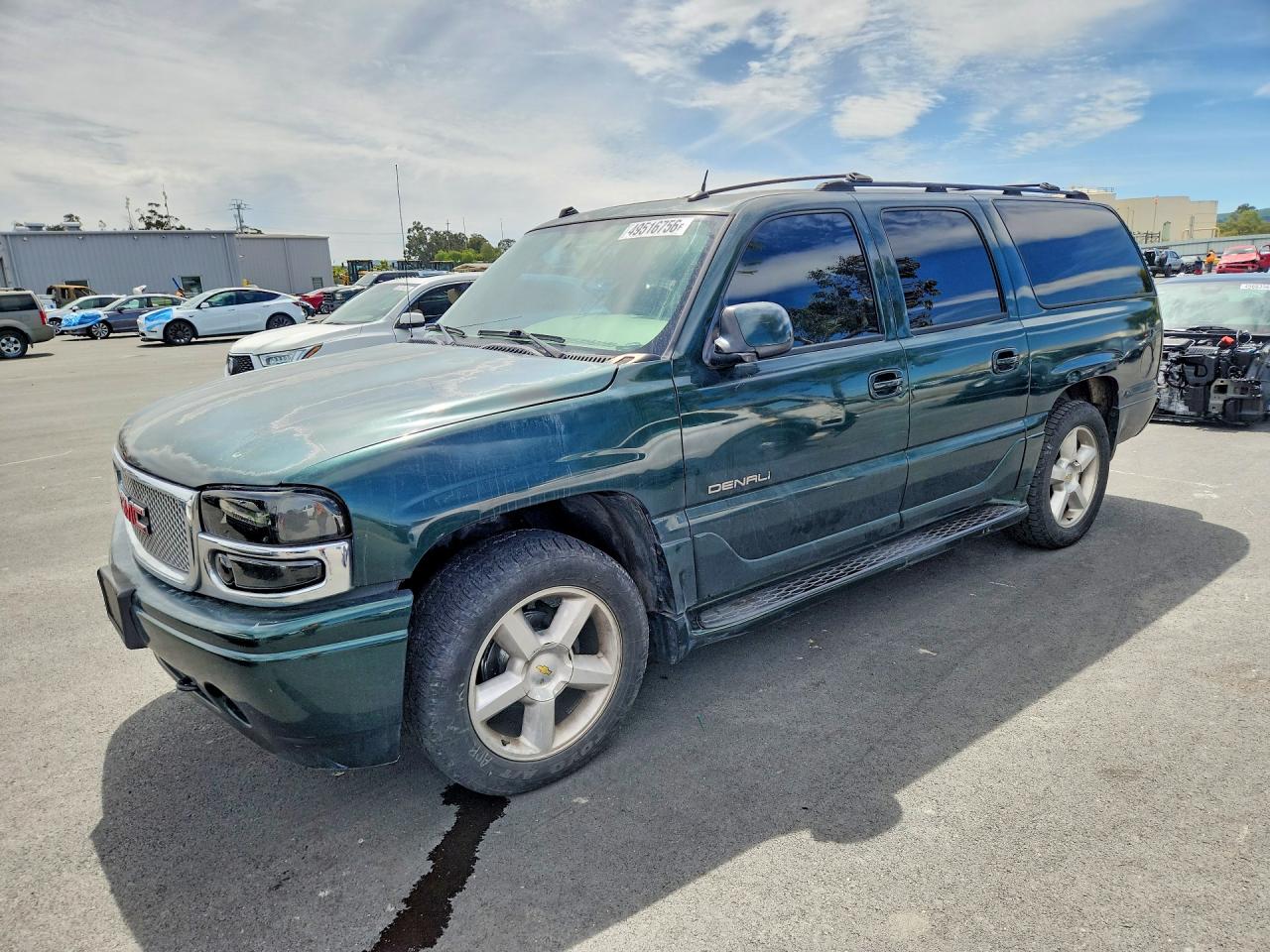 2004 GMC Yukon XL, VIN 1GKFK66UX4J225998 — Engine fire