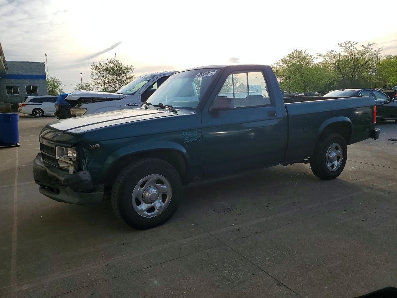 1994 Dodge Dakota, VIN 1B7FL26X9RW134937 — Перед