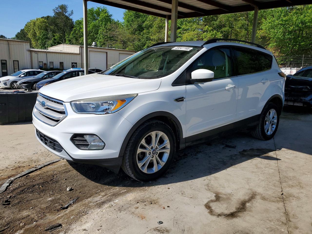2018 Ford Escape SE, VIN 1FMCU0GD7JUB03352 — Normal wear