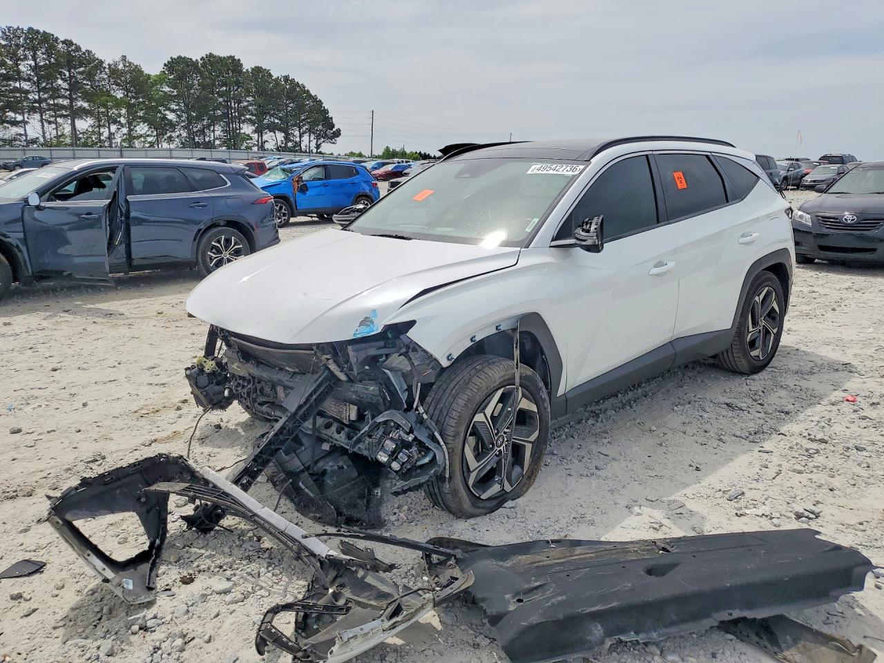2022 Hyundai Tucson Limited, VIN 5NMJE3AE3NH101980 — Front end
