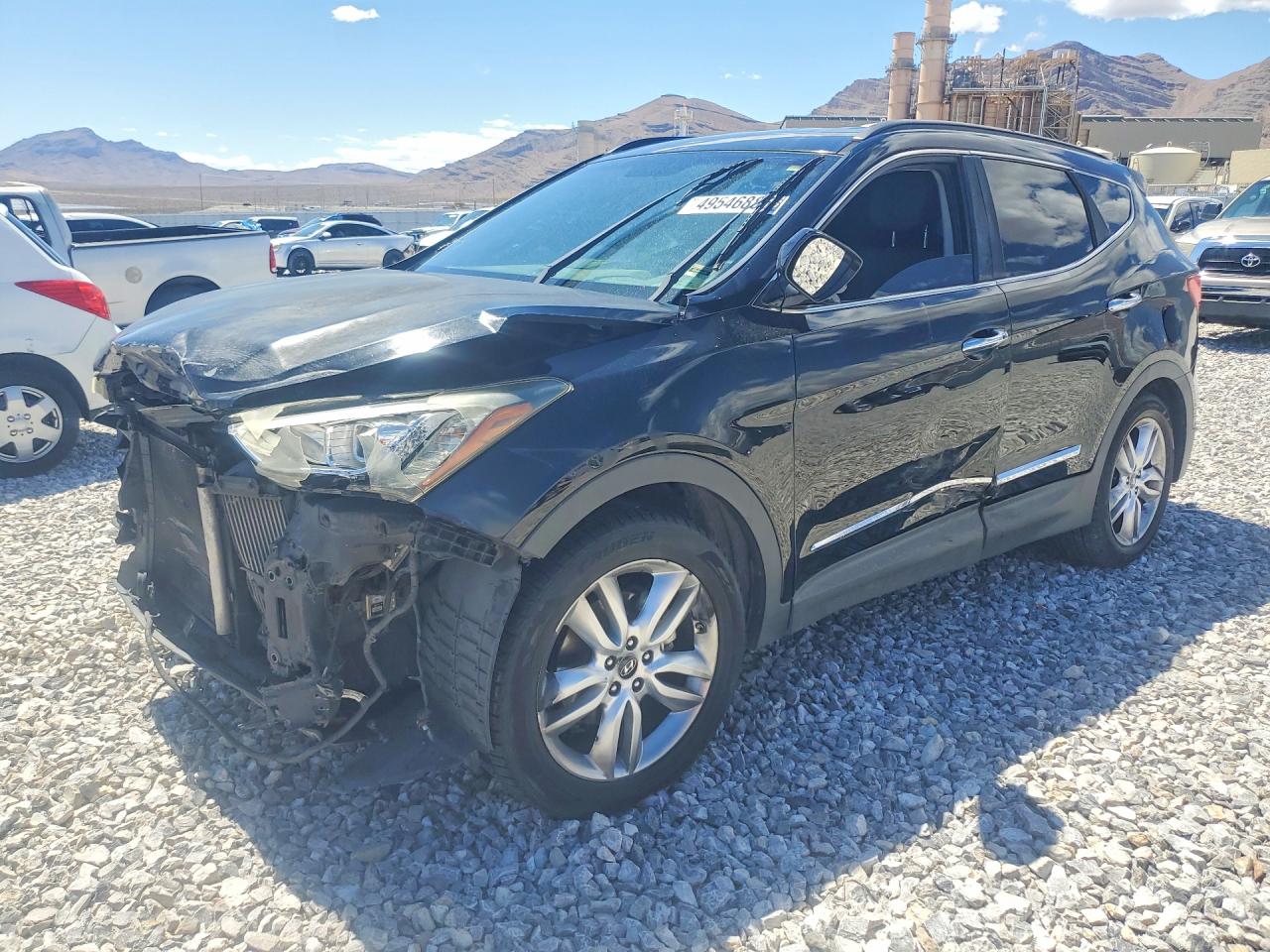 2013 Hyundai Santa Fe Sport, VIN 5XYZU3LAXDG006860 — Front end