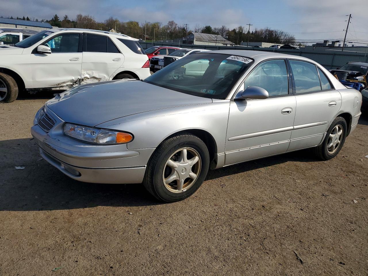 2004 Buick Regal LS, VIN 2G4WB52K841258658 — Front end