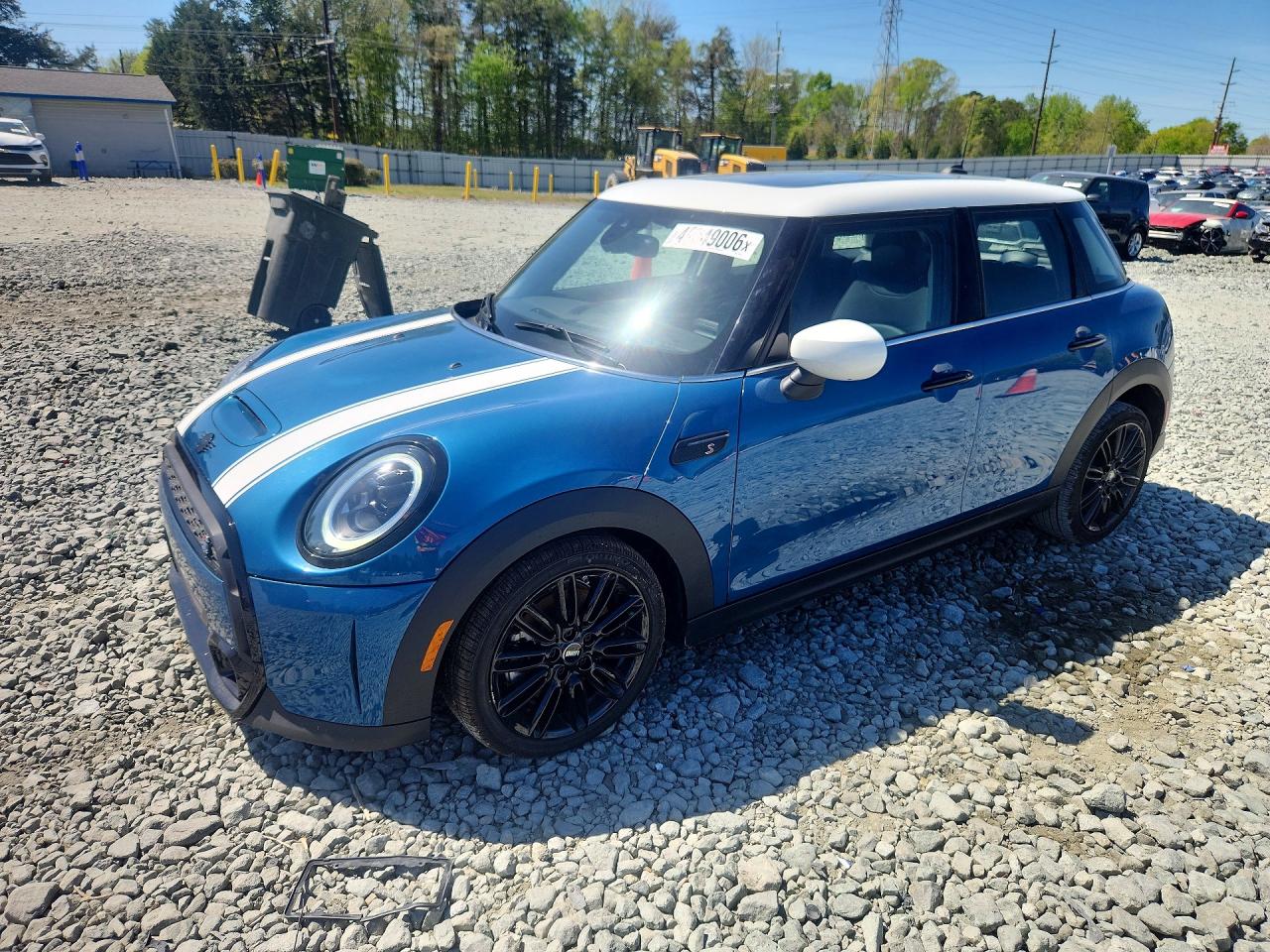 2023 MINI Hardtop 4 Door Cooper S, VIN WMW53DK07P2T87675 — Механическое