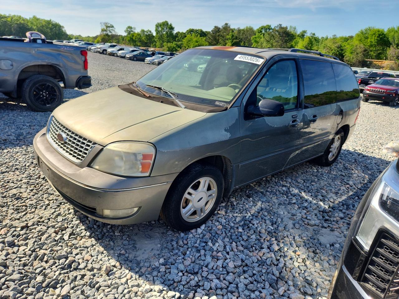 2005 Ford Freestar SEL, VIN 2FMZA52215BA79356 — Side