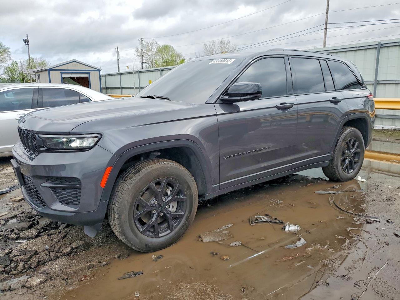 2025 Jeep Grand Cherokee Laredo X, VIN 1C4RJHAG2SC309842 — Side