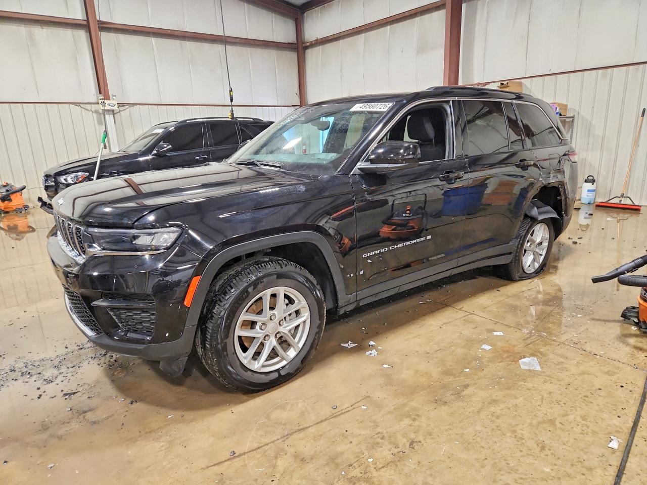 2024 Jeep Grand Cherokee Altitude, VIN 1C4RJHAG5RC224522 — Side