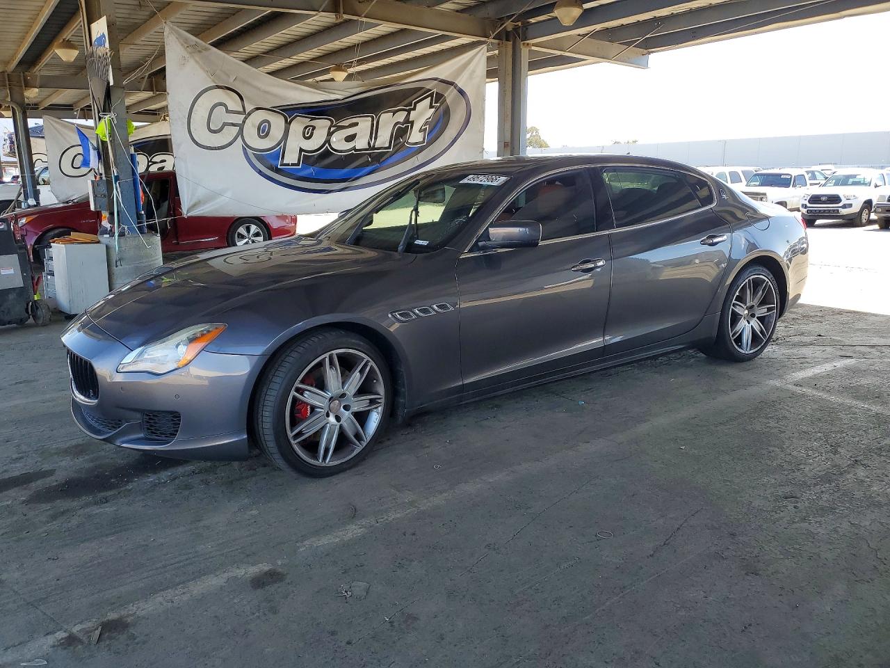 2015 Maserati Quattroporte S Q4, VIN ZAM56RRA9F1145394 — Minor dents and scratches