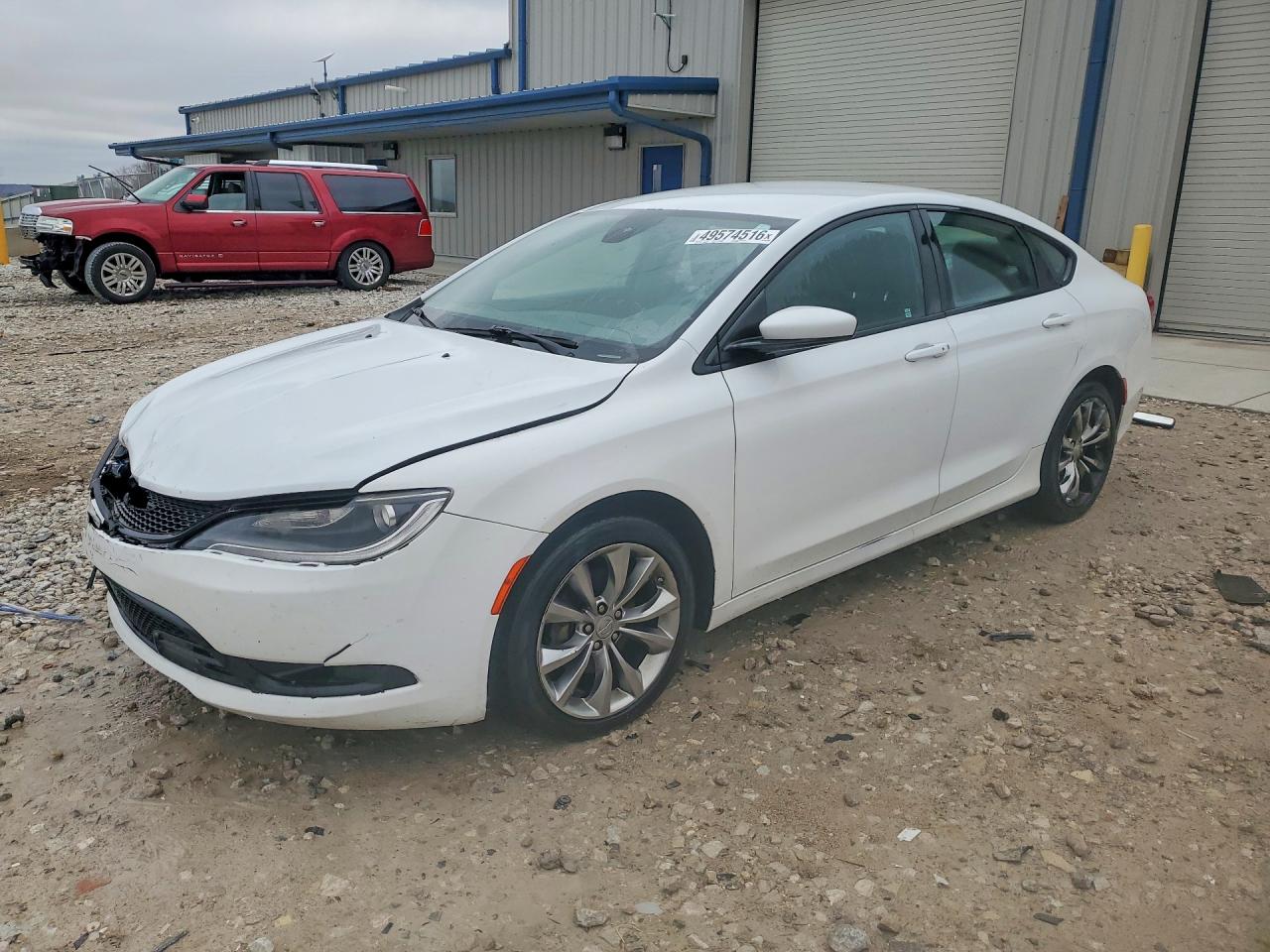 2015 Chrysler 200 S, VIN 1C3CCCBB0FN689042 — Front end