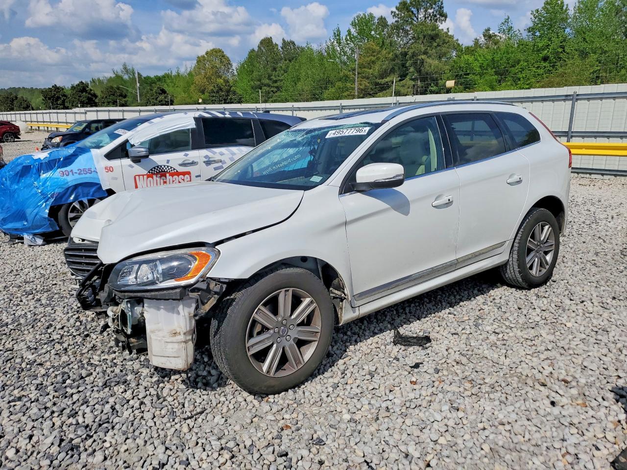 2017 Volvo XC60 Inscription, VIN YV440MDU8H2038871 — Крыша