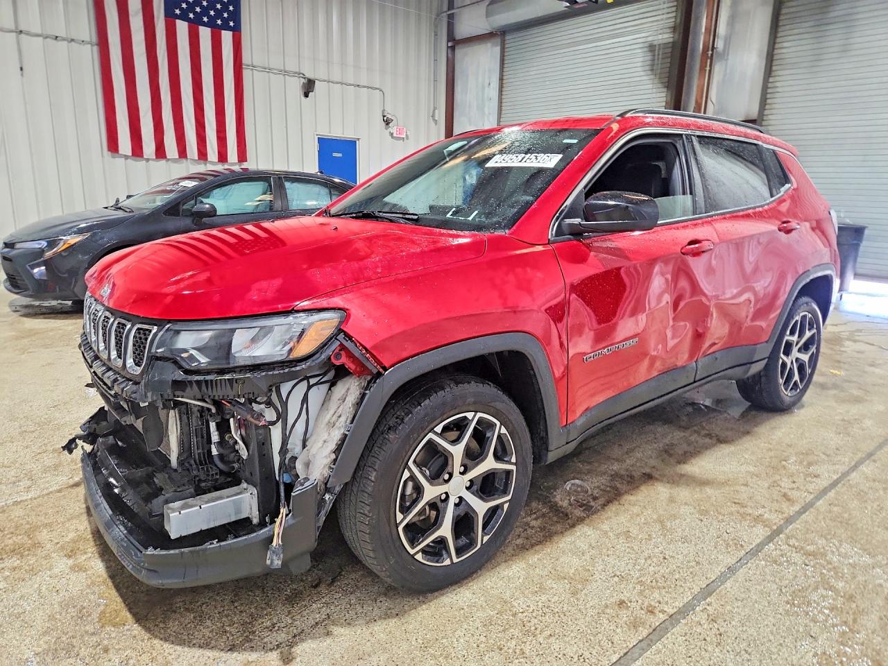 2024 Jeep Compass Latitude, VIN 3C4NJDBN4RT606582 — Front end