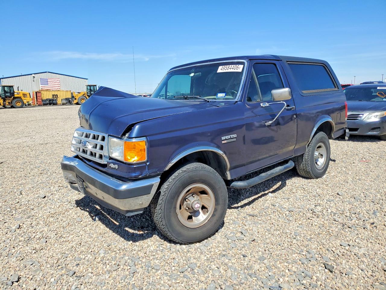 1988 Ford Bronco, VIN 1FMEU15NXJLA77796 — Front end