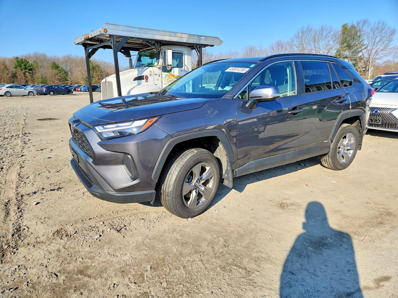 2024 Toyota RAV4 Hybrid XLE, VIN 2T3RWRFV9RW209453 — Normal wear