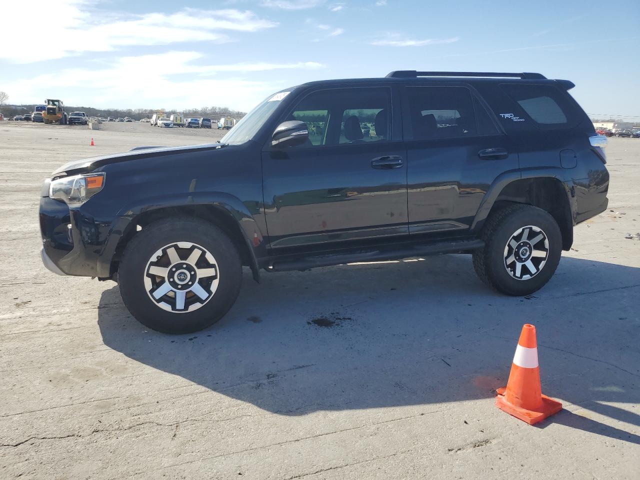 2019 Toyota 4Runner SR5, VIN JTEBU5JR1K5703227 — All over