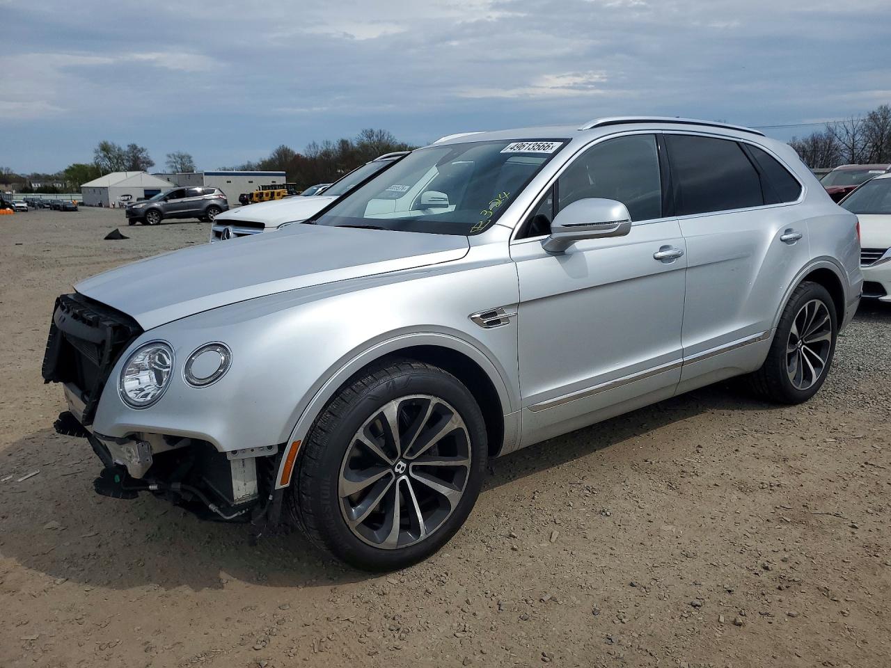 2017 Bentley Bentayga W12, VIN SJAAC2ZV0HC016071 — Front end