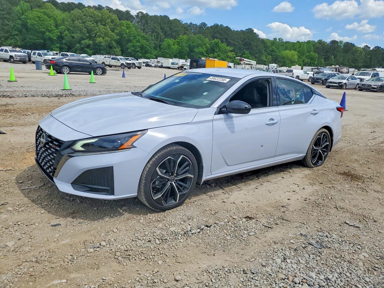 2025 Nissan Altima SR, VIN 1N4BL4CV2SN420059 — Front end