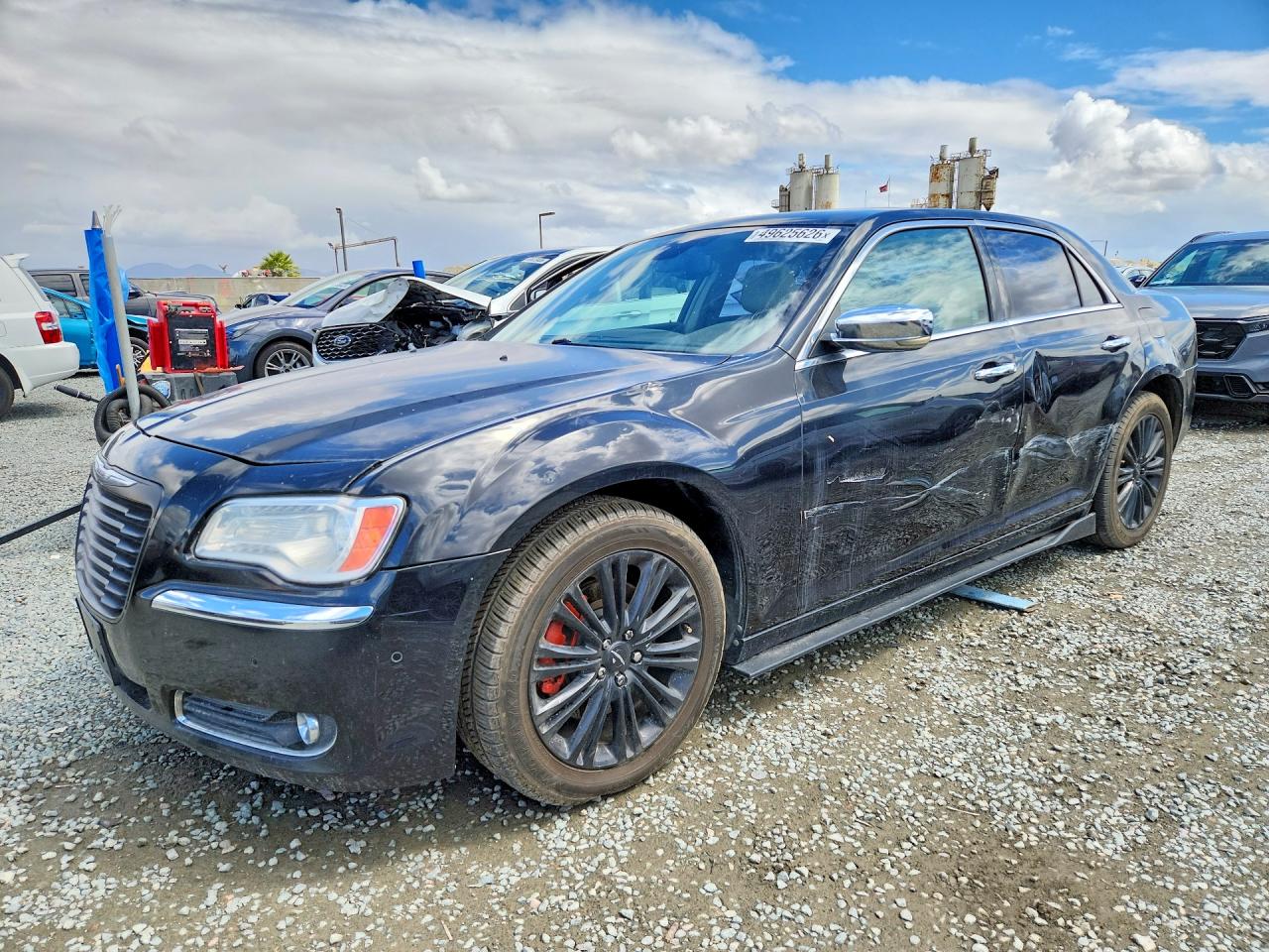 2011 Chrysler 300 C, VIN 2C3CK6CT1BH523966 — Side