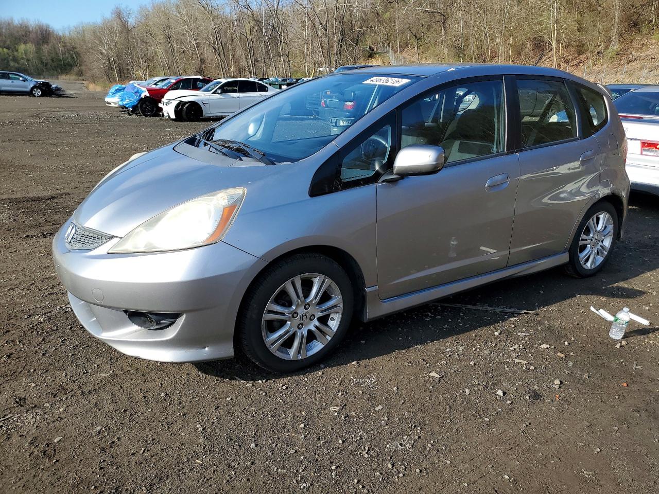 2009 Honda Fit Sport, VIN JHMGE87469S006246 — Minor dents and scratches