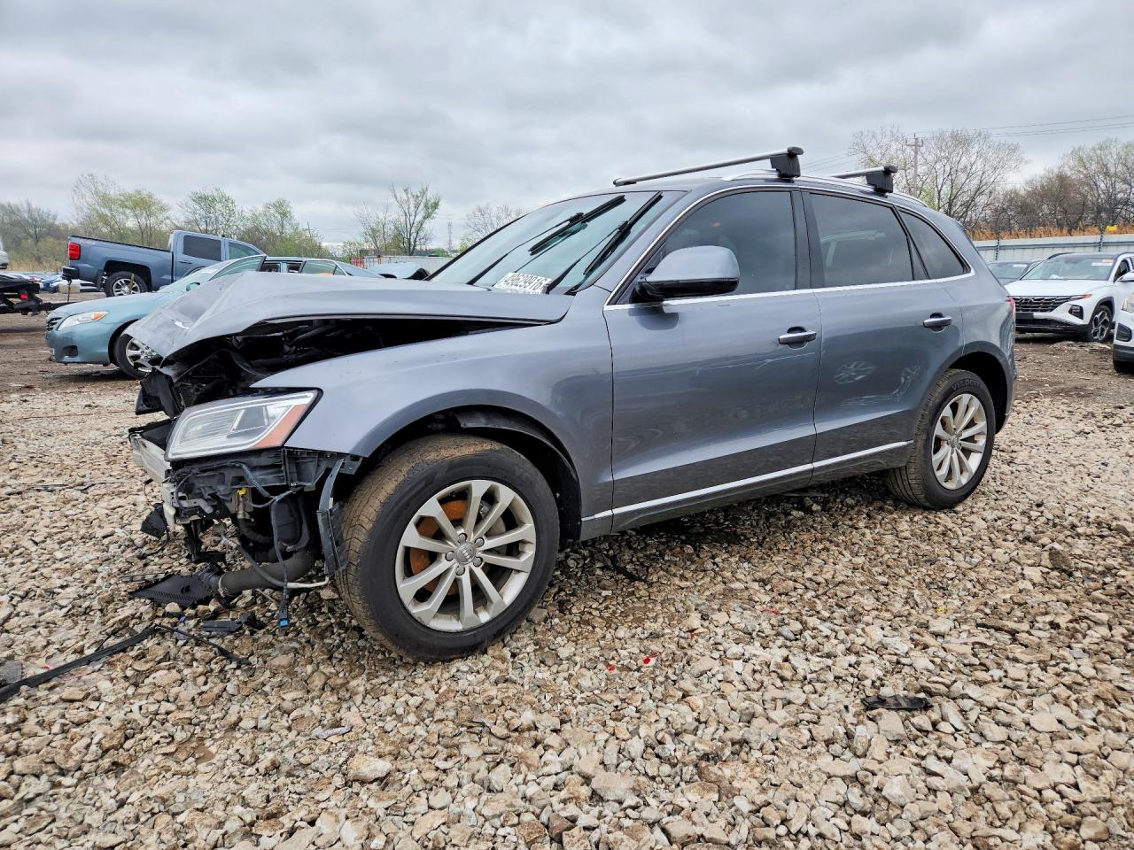 2016 Audi Q5 Premium, VIN WA1C2AFP7GA030841 — Front end