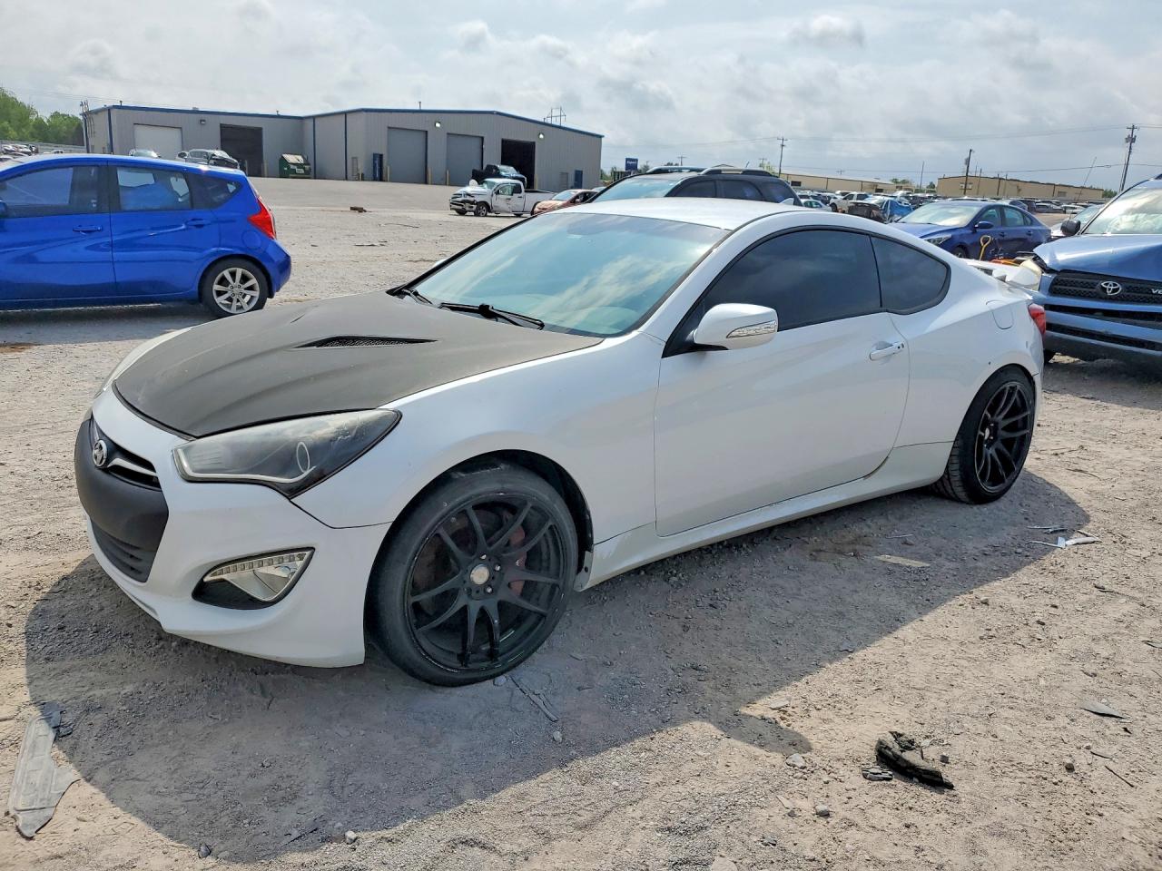 2015 Hyundai Genesis Coupe Ultimate, VIN KMHHU6KJ5FU124777 — Front end