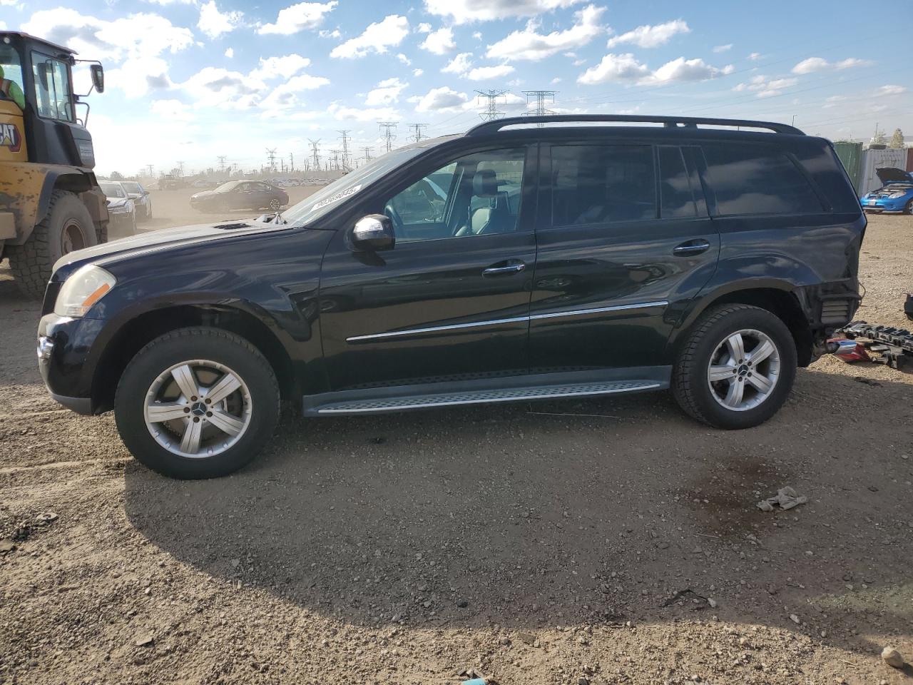 2009 Mercedes-Benz GL 450, VIN 4JGBF71E39A504393 — Rear end