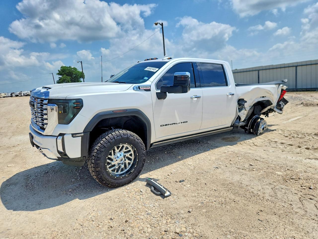 2024 GMC Sierra 3500HD Denali, VIN 1GT49WEY6RF216146 — Rear end