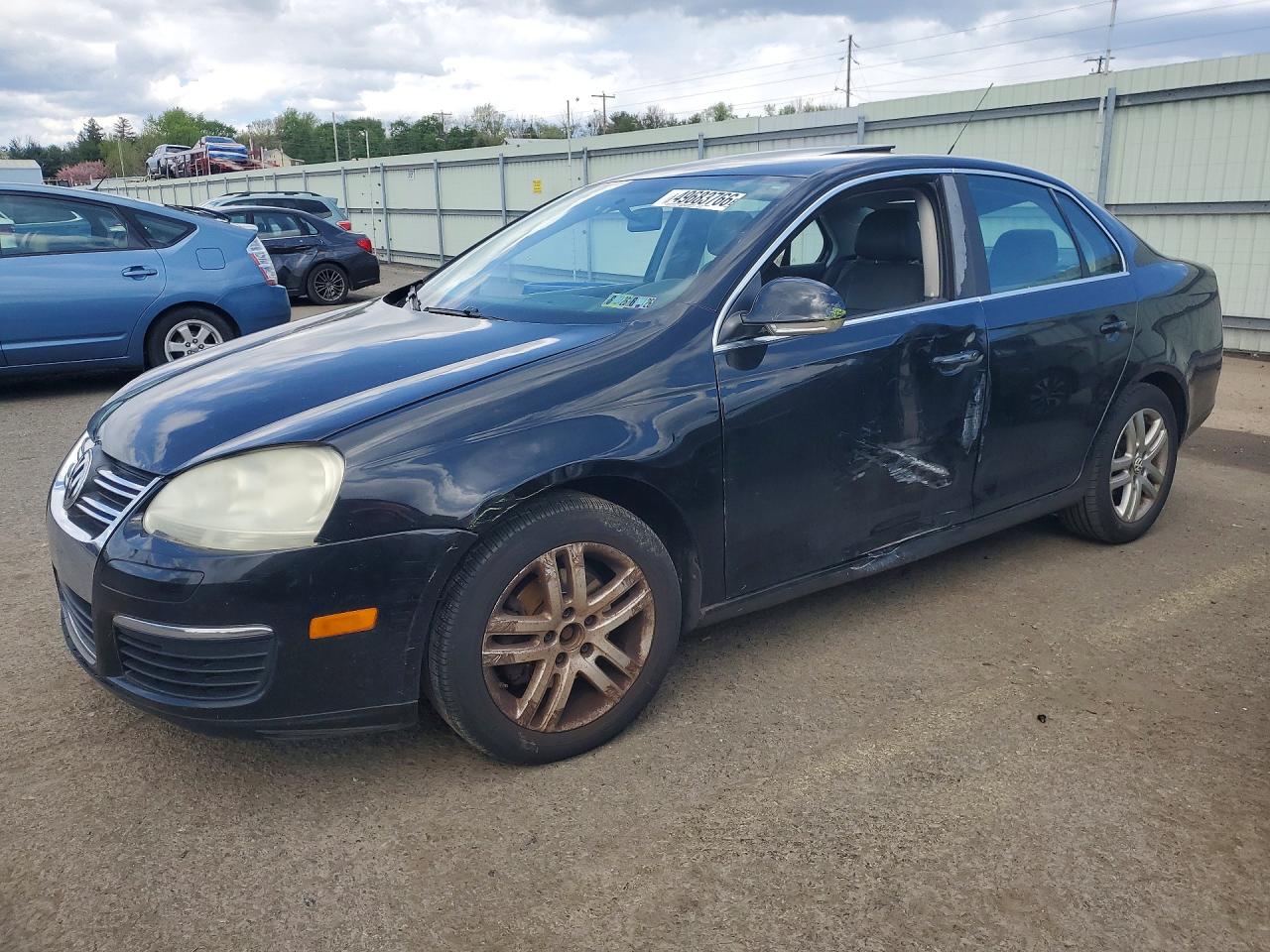 2007 Volkswagen Jetta Wolfsburg Edition, VIN 3VWEG71KX7M157307 — Side