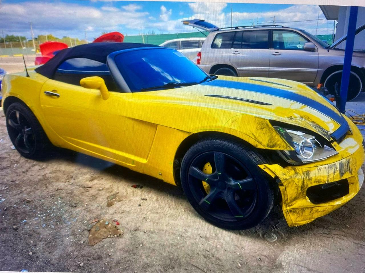2009 Saturn Sky, VIN 1G8MN35B39Y106191 — Front end