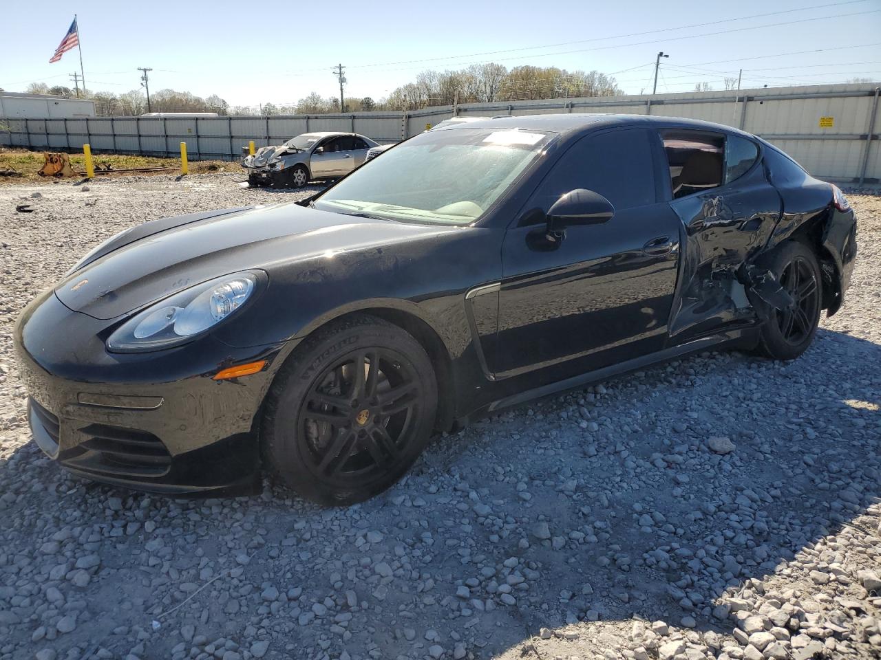 2015 Porsche Panamera 4, VIN WP0AA2A74FL006318 — Side