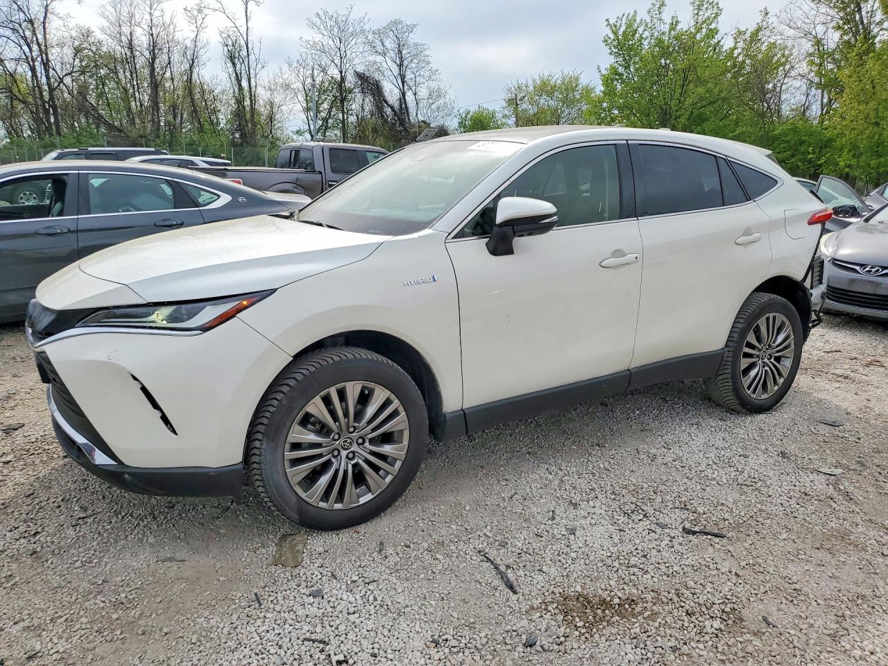 2021 Toyota Venza Limited, VIN JTEAAAAH2MJ074740 — Rear end