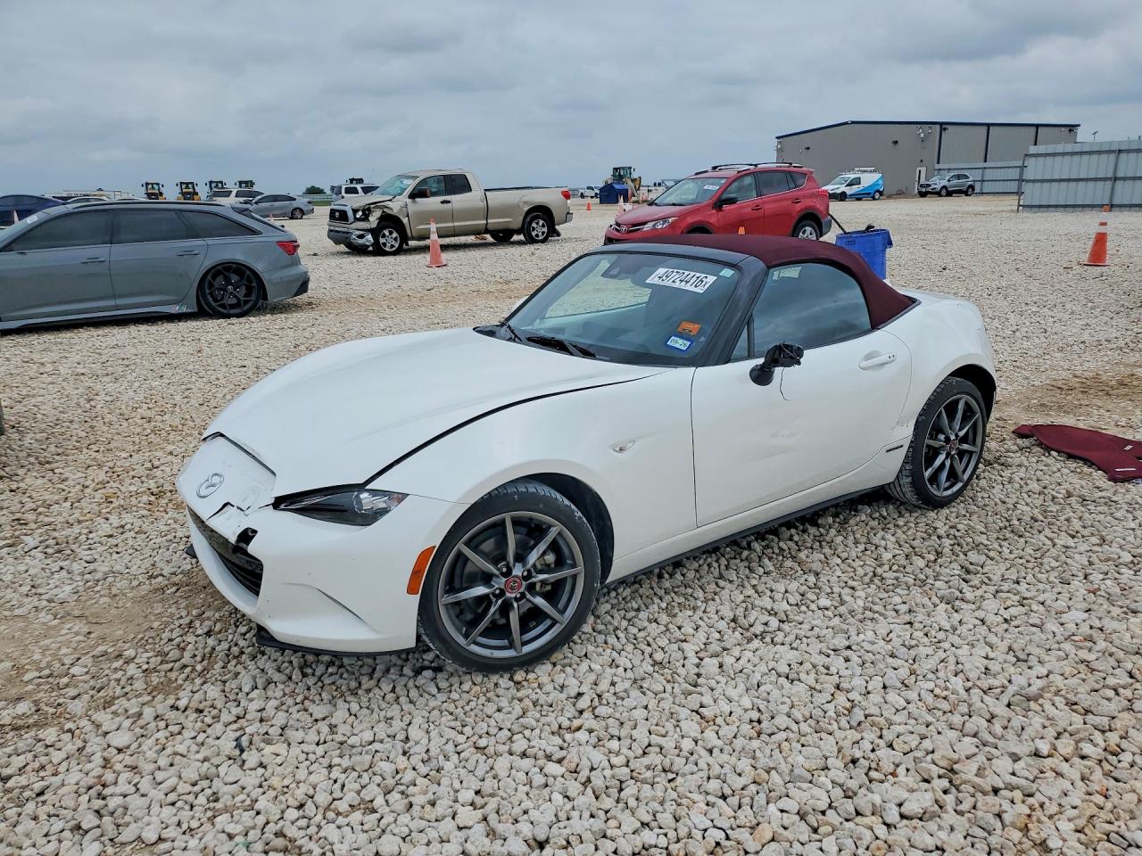 2020 Mazda MX-5 Miata 100th Anniversary, VIN JM1NDAA71L0417787 — Front end