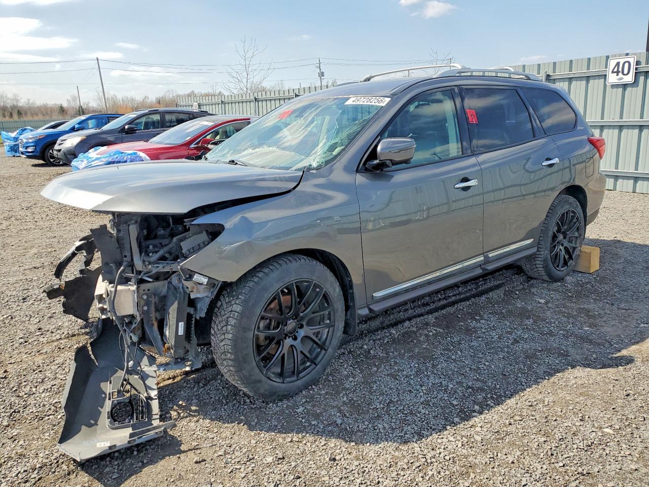 2019 Nissan Pathfinder SV, VIN 5N1DR2MM1KC616769 — Перед