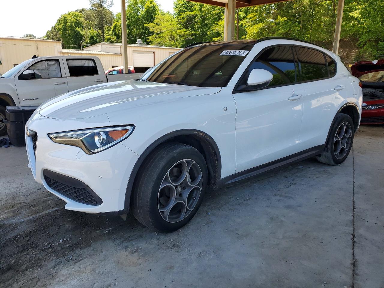 2022 Alfa Romeo Stelvio Ti, VIN ZASPAKBN6N7D25578 — Mechanical