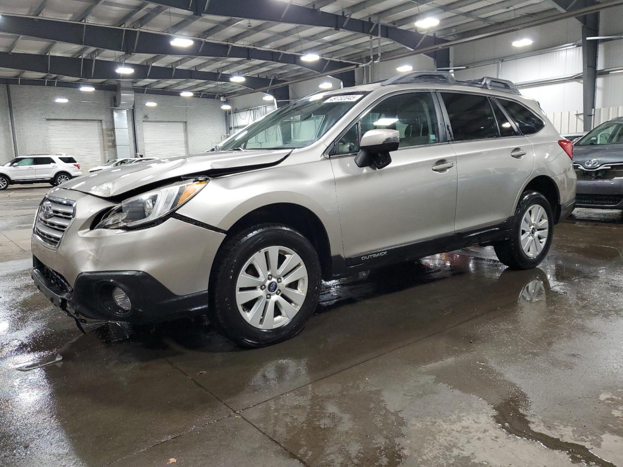 2016 Subaru Outback Premium, VIN 4S4BSAFC7G3307325 — Front end