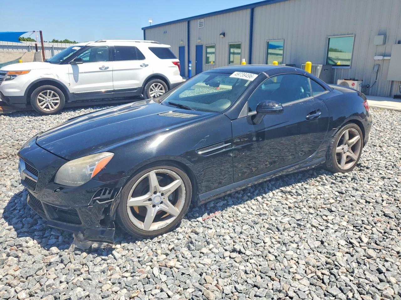 2012 Mercedes-Benz SLK 350, VIN WDDPK5HA1CF038332 — Front end
