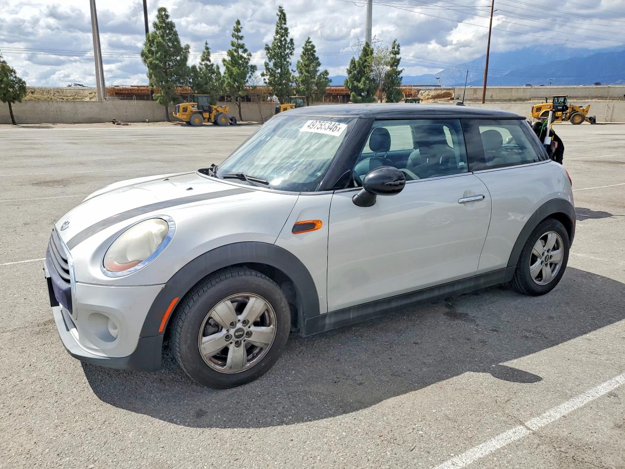 2016 MINI Hardtop, VIN WMWXP5C52GT739410 — Мелкие вмятины и царапины