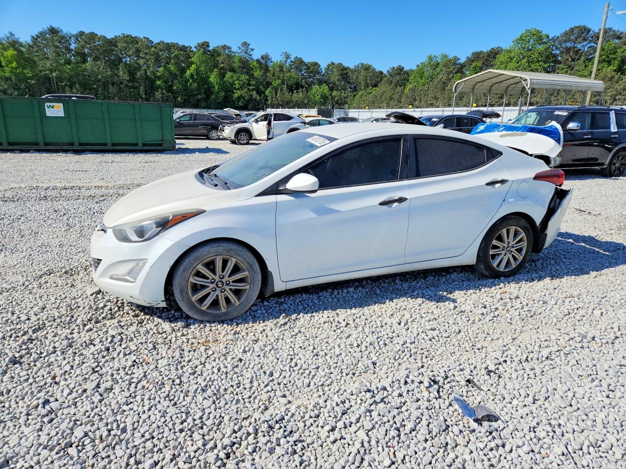 2014 Hyundai Elantra SE, VIN 5NPDH4AE0EH510063 — Rear end