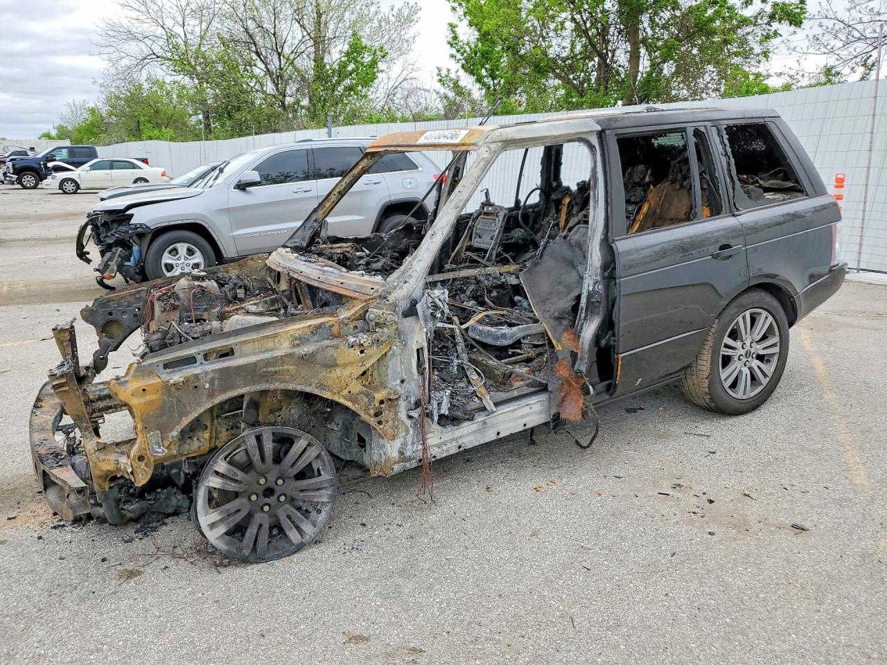 2012 Land Rover Range Rover HSE Lux, VIN SALMF1D43CA383247 — Burn