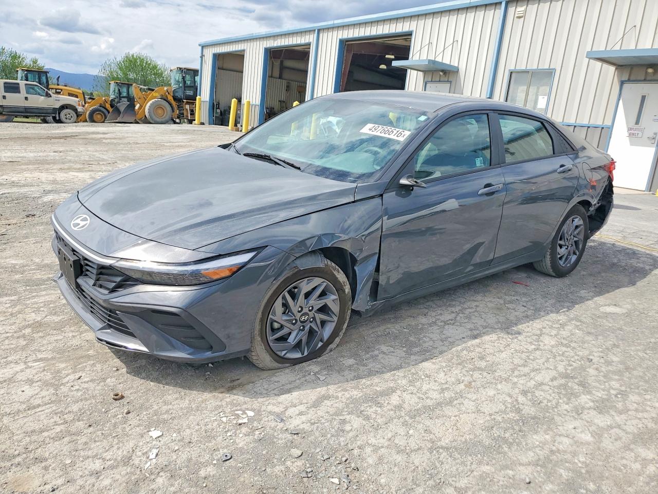 2024 Hyundai Elantra SEL, VIN KMHLM4DG0RU712204 — Front end