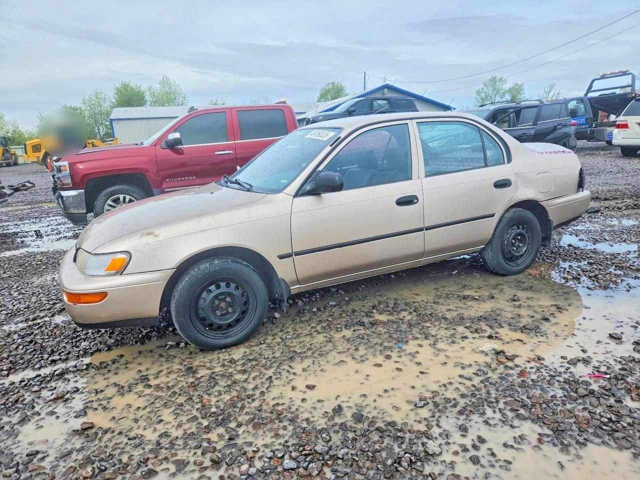 1994 Toyota Corolla, VIN 1NXAE04B2RZ181654 — Rear end