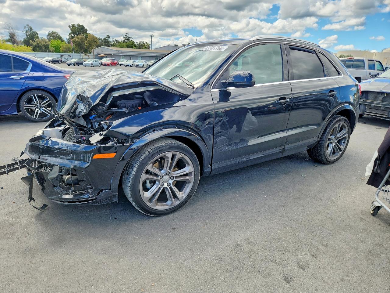2017 Audi Q3 Premium Plus, VIN WA1JCCFS0HR008638 — Front end