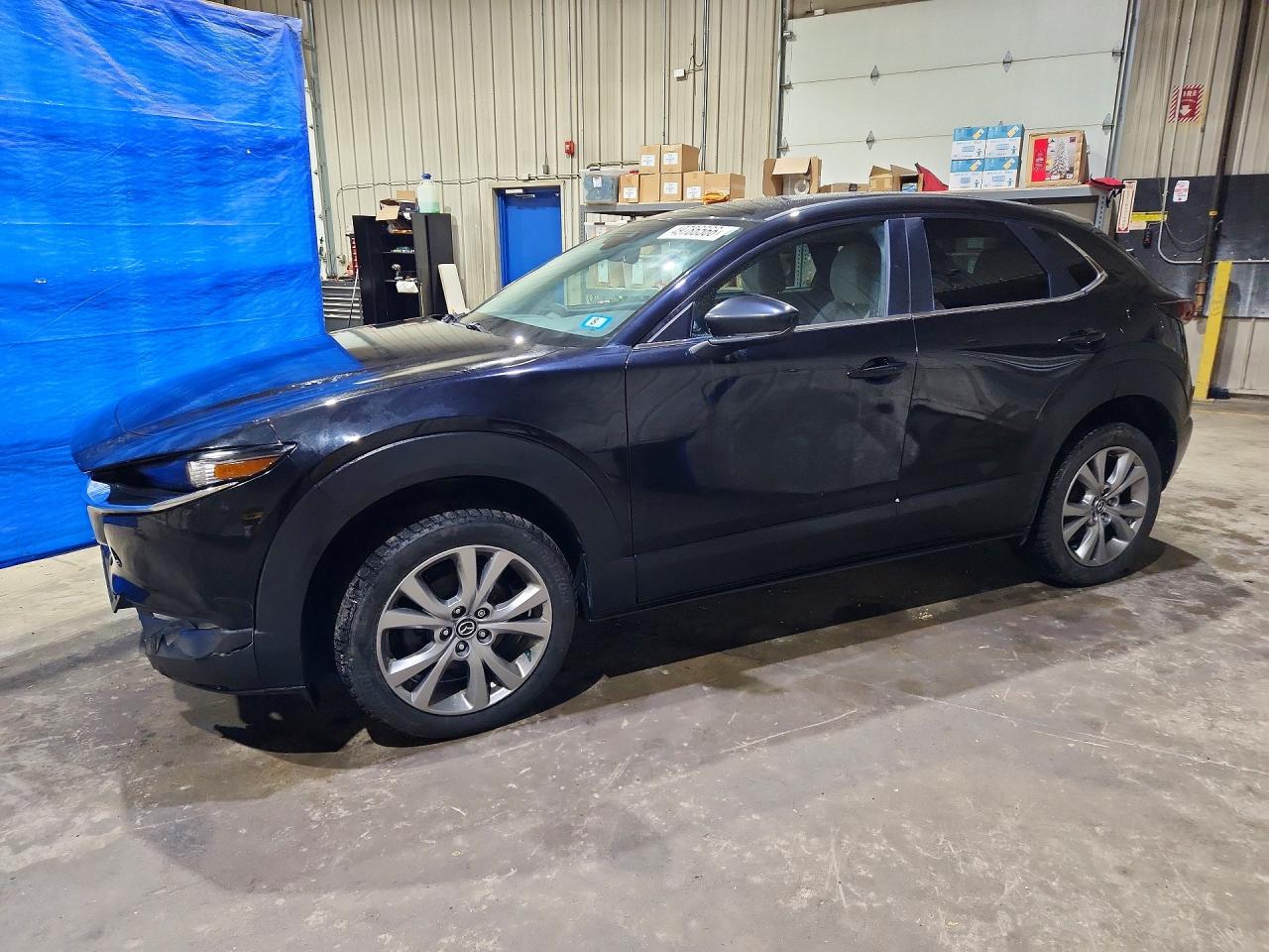 2021 Mazda CX-30 Preferred, VIN 3MVDMBCL5MM252559 — Front end