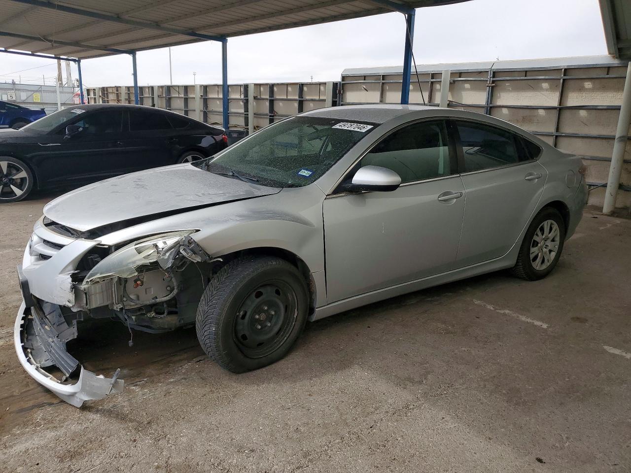 2013 Mazda 6 i Sport, VIN 1YVHZ8BH3D5M14211 — Front end